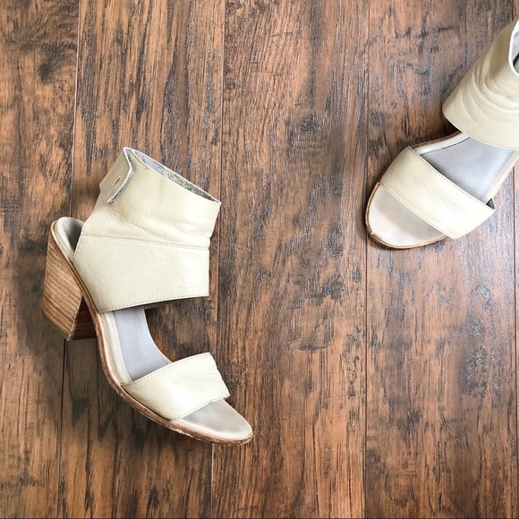 Eileen Fisher • Arts Ankle-Cuff Sandal stone beige wrap heel washed leather - Picture 6 of 15